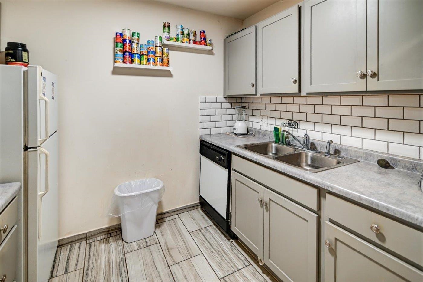 2829 Coho Street, Unit 6 Madison, WI 53713 - Photo 16 of 42