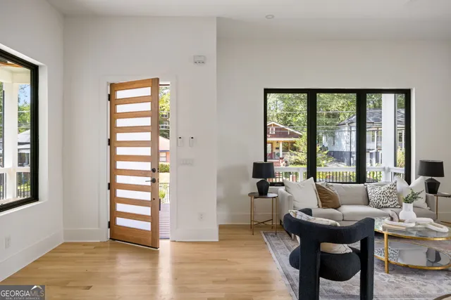 $889,955 | 109 Flora Avenue Northeast, Atlanta, GA 30307