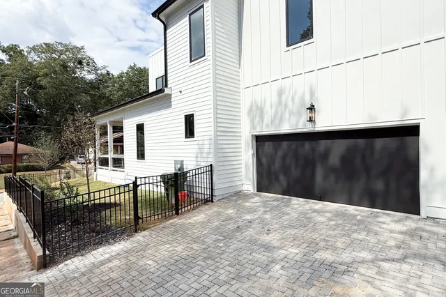 $889,955 | 109 Flora Avenue Northeast, Atlanta, GA 30307