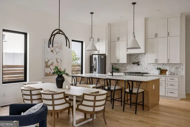 $889,955 | 109 Flora Avenue Northeast, Atlanta, GA 30307