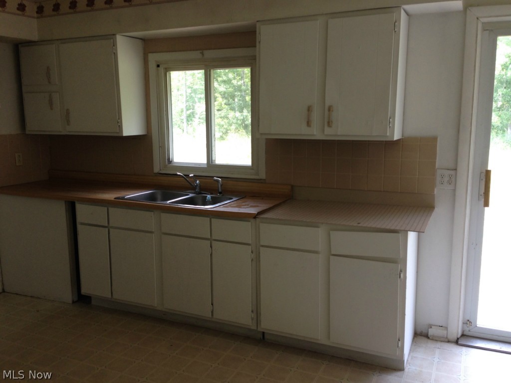 6483 Graham Road Pierpont, OH 44082 - Photo 10 of 18 Gallery Image 10