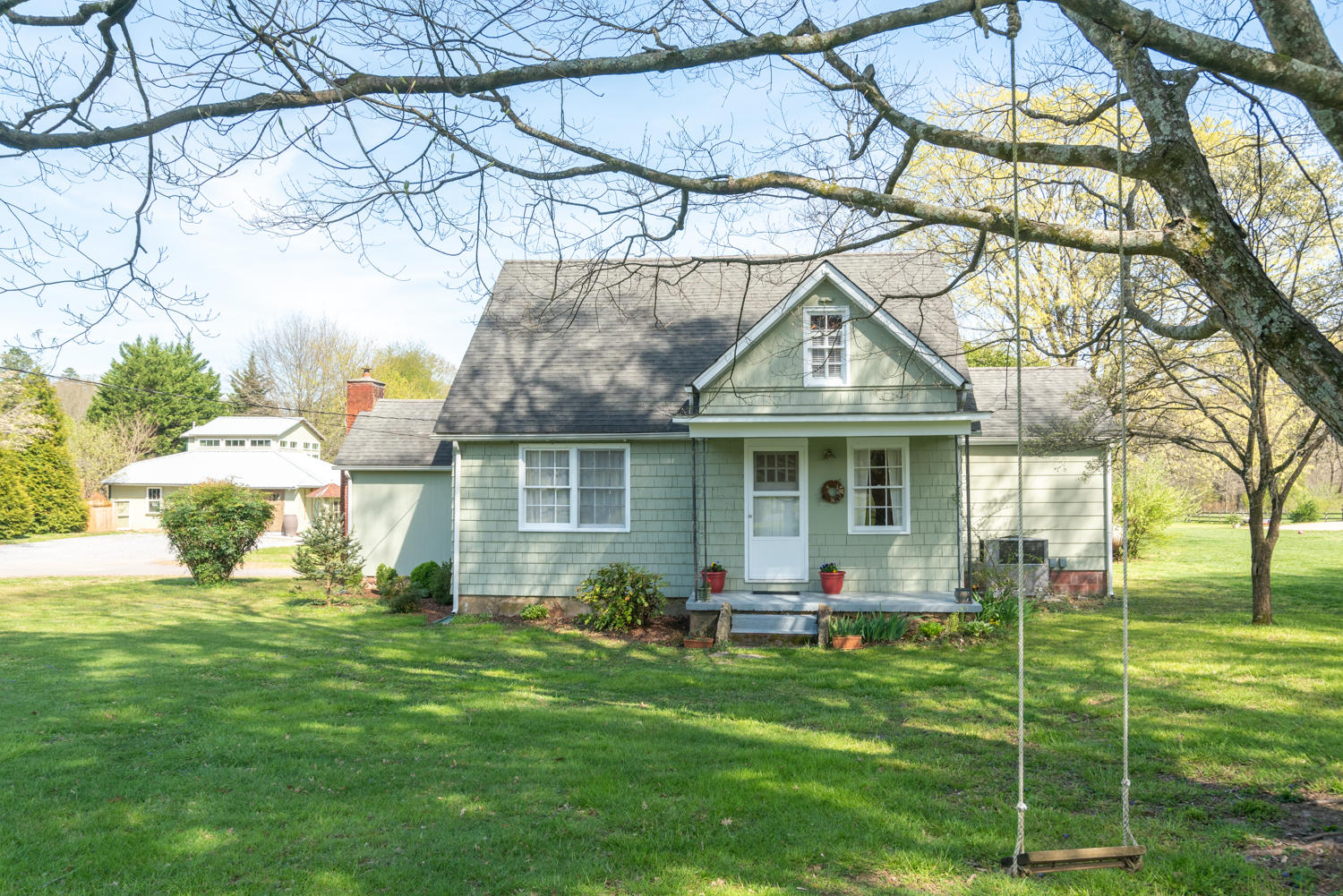 1529 Chattanooga Valley Road Flintstone, GA 30725 - Photo 1 of 35 1529_Chattanooga_Valley_Rd_02
