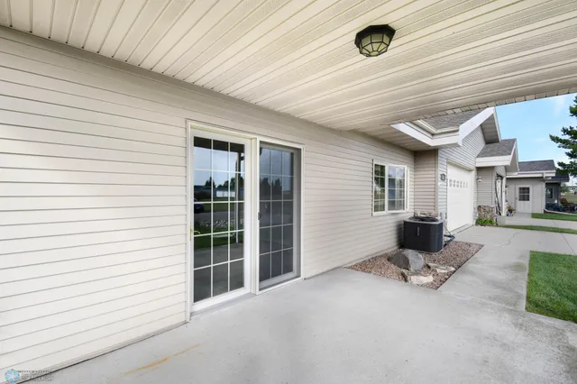 $345,000 | 1752 Brainard Boulevard, Unit 6, Detroit Lakes, MN 56501