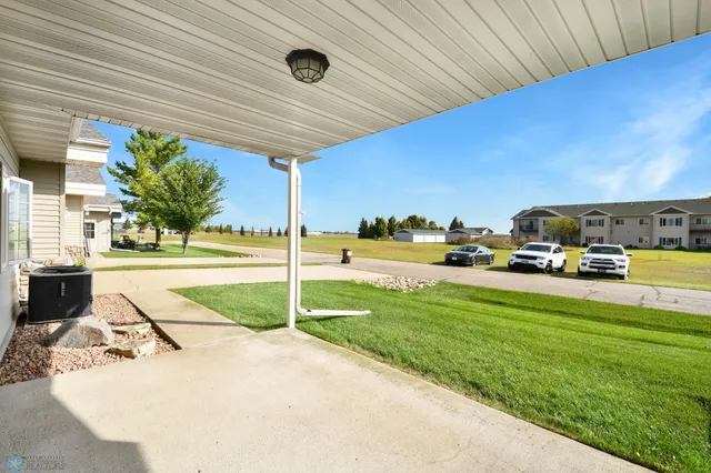 $345,000 | 1752 Brainard Boulevard, Unit 6, Detroit Lakes, MN 56501