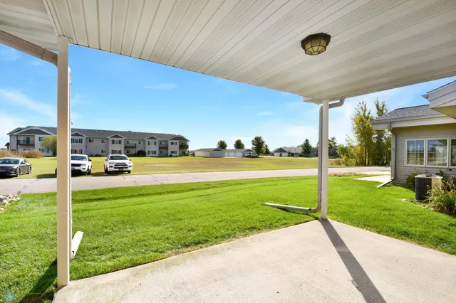 $345,000 | 1752 Brainard Boulevard, Unit 6, Detroit Lakes, MN 56501
