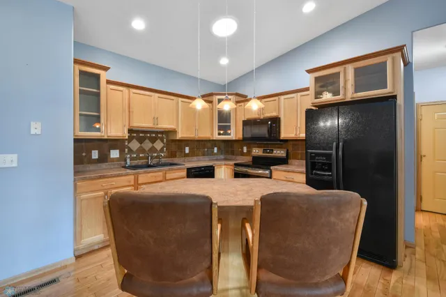 $345,000 | 1752 Brainard Boulevard, Unit 6, Detroit Lakes, MN 56501