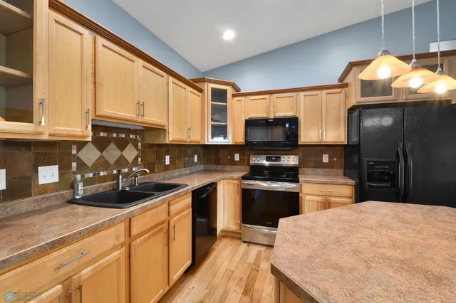 $345,000 | 1752 Brainard Boulevard, Unit 6, Detroit Lakes, MN 56501