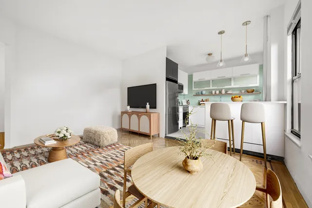 $760,000 | 394 Lincoln Place, Unit C2 | Prospect Heights