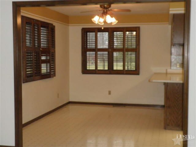 2902 Wilderness Road Fort Wayne, IN 46845 - Photo 10 of 19