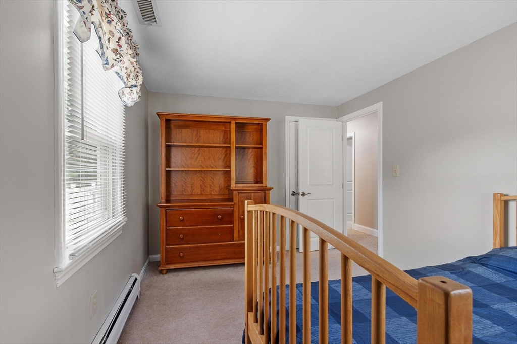 15 Dallas Road Lowell, MA 01854 - Photo 17 of 36