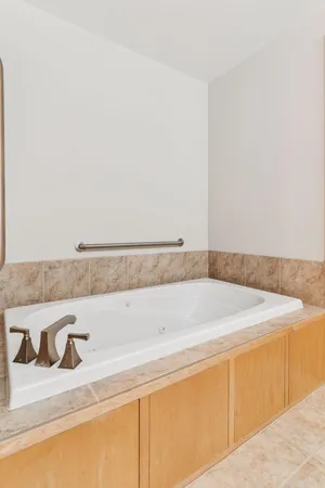 $419,900 | 215 10th Avenue South, Unit 533, Minneapolis, MN 55415