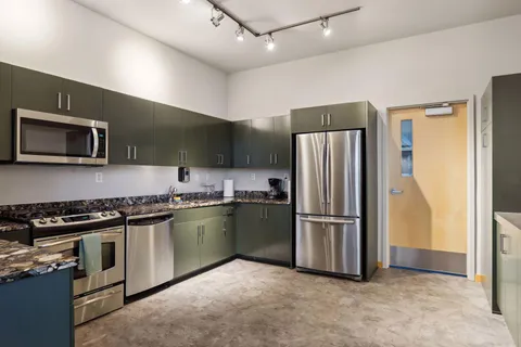 $419,900 | 215 10th Avenue South, Unit 533, Minneapolis, MN 55415