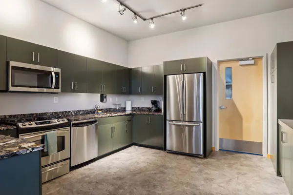 $419,900 | 215 10th Avenue South, Unit 533, Minneapolis, MN 55415