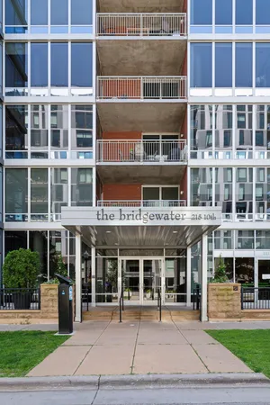 $419,900 | 215 10th Avenue South, Unit 533, Minneapolis, MN 55415