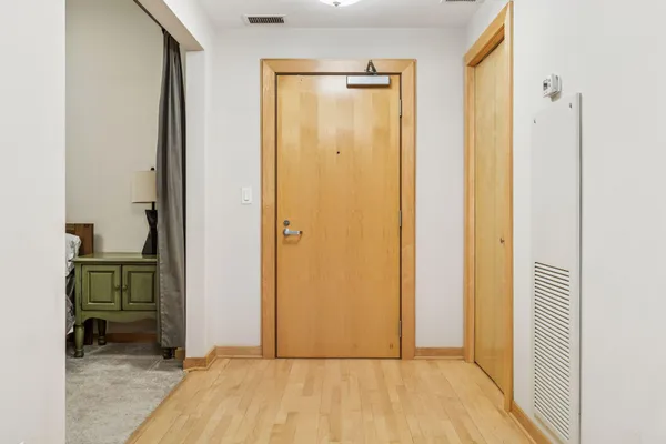 $419,900 | 215 10th Avenue South, Unit 533, Minneapolis, MN 55415