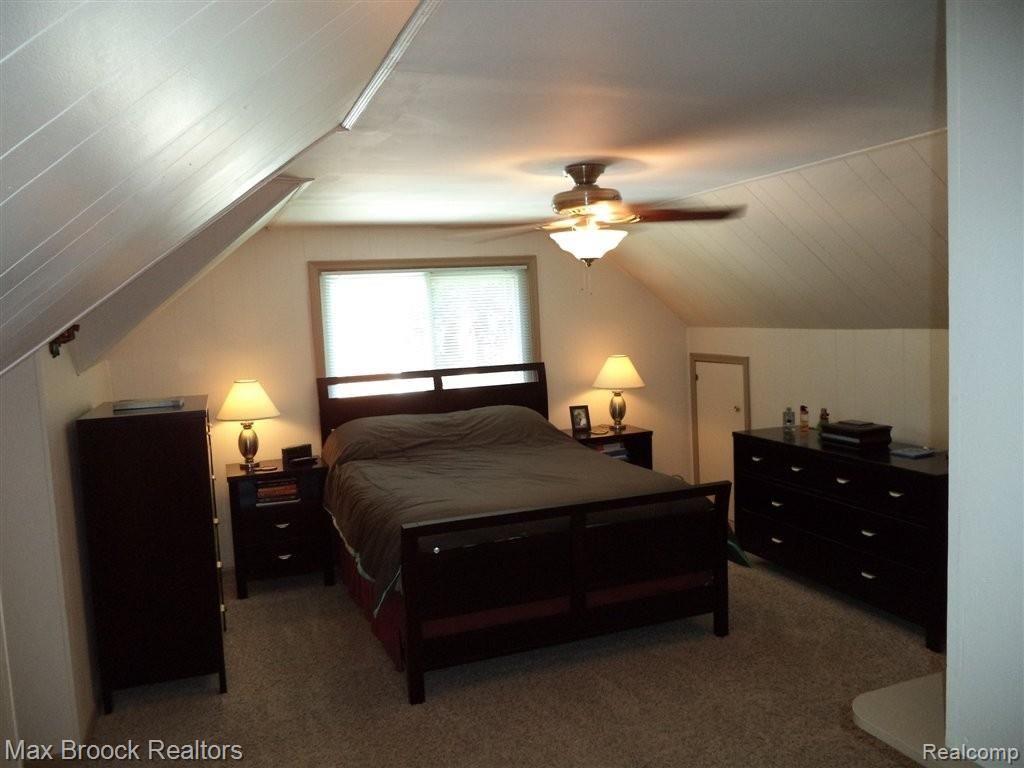 2087 Franklin Road Berkley, MI 48072 - Photo 11 of 15 Upper Level Master Bedroom