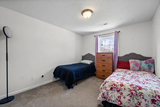 $2,100 | 674 Superior Lane, Clarksville, TN 37043