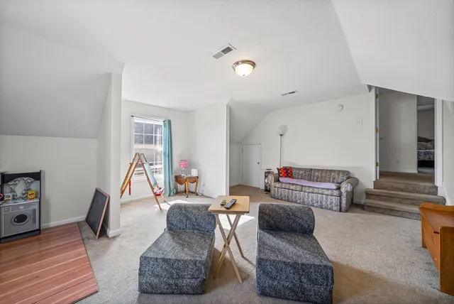 $2,100 | 674 Superior Lane, Clarksville, TN 37043