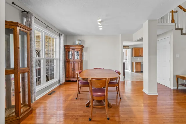 $2,100 | 674 Superior Lane, Clarksville, TN 37043