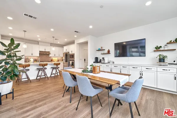 $949,000 | 4101 Adishian Way, Corona, CA 92883