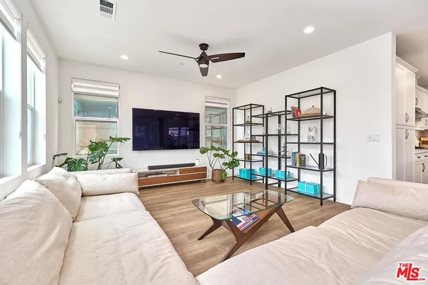 $949,000 | 4101 Adishian Way, Corona, CA 92883