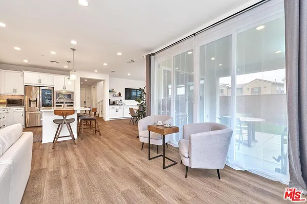 $949,000 | 4101 Adishian Way, Corona, CA 92883