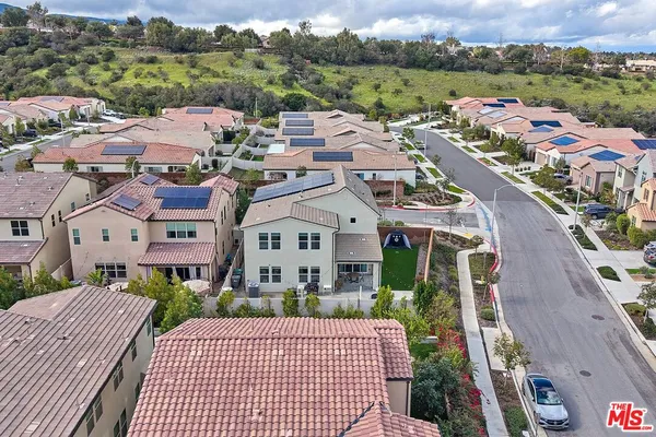 $949,000 | 4101 Adishian Way, Corona, CA 92883