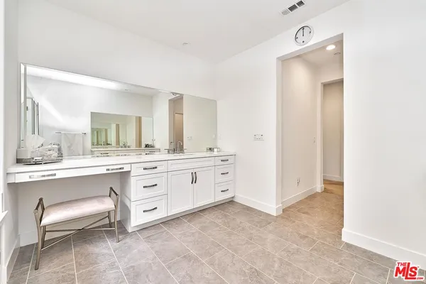 $949,000 | 4101 Adishian Way, Corona, CA 92883