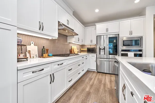 $949,000 | 4101 Adishian Way, Corona, CA 92883