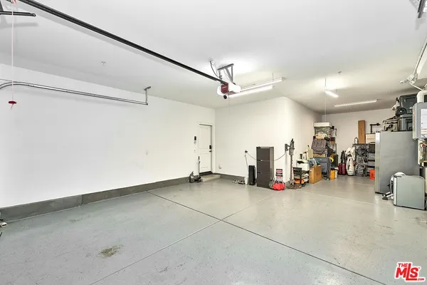 $949,000 | 4101 Adishian Way, Corona, CA 92883