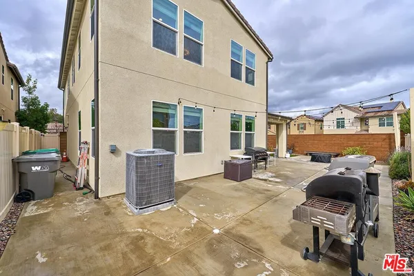 $949,000 | 4101 Adishian Way, Corona, CA 92883