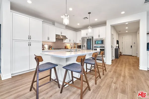 $949,000 | 4101 Adishian Way, Corona, CA 92883