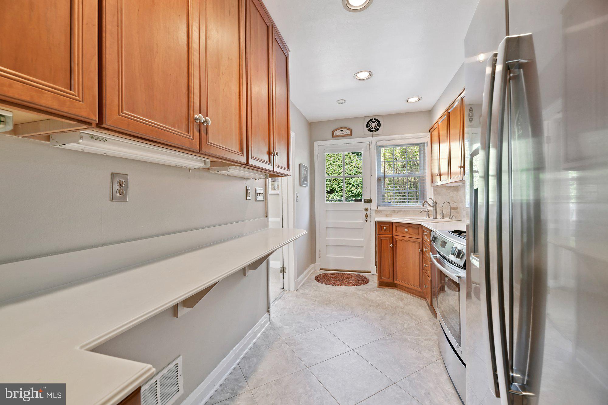 198 Dumbarton Road Baltimore, MD 21212 - Photo 13 of 27