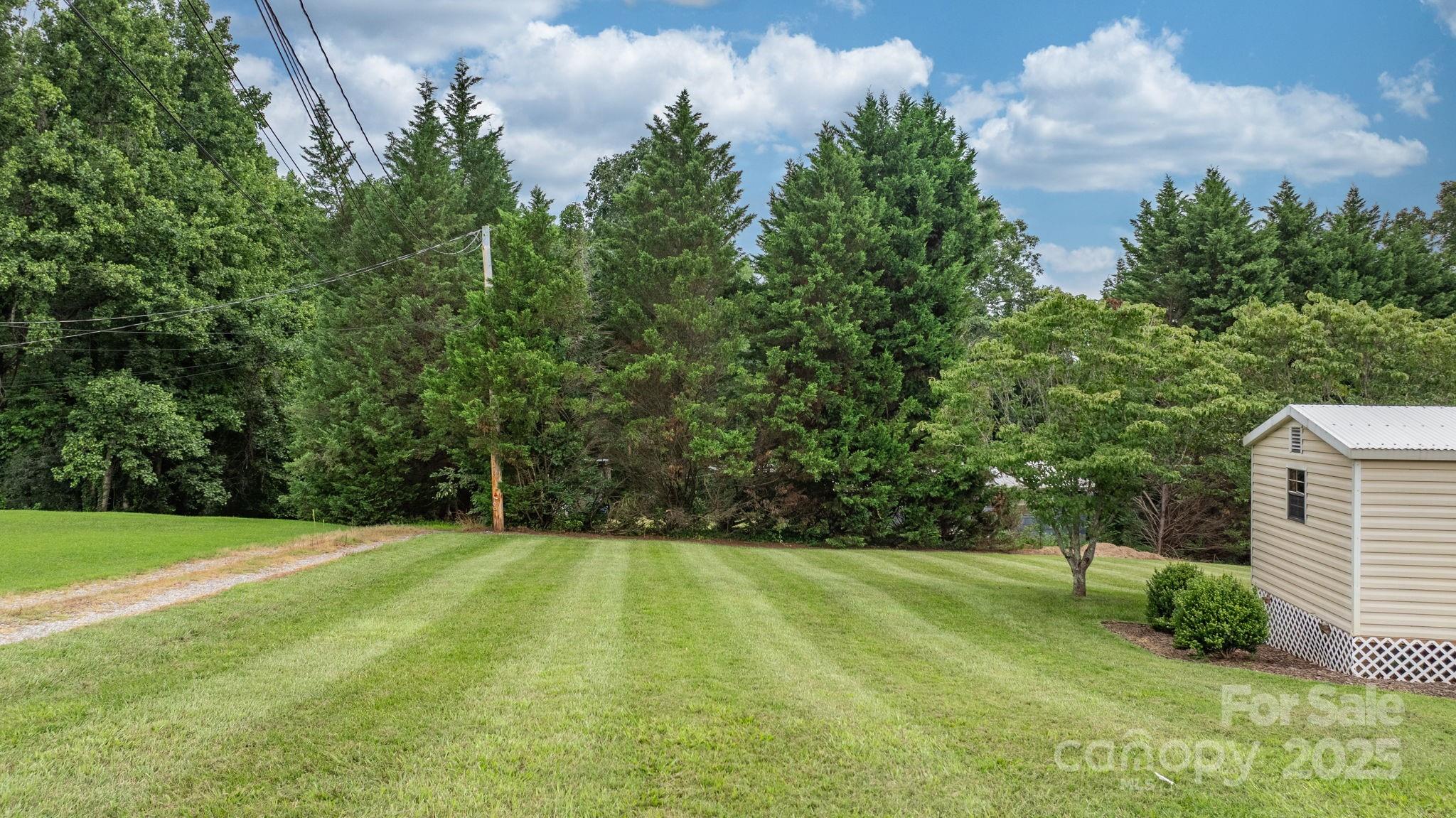 1585 Amherst Road Morganton, NC 28655 - Photo 27 of 38 Gallery Image 27