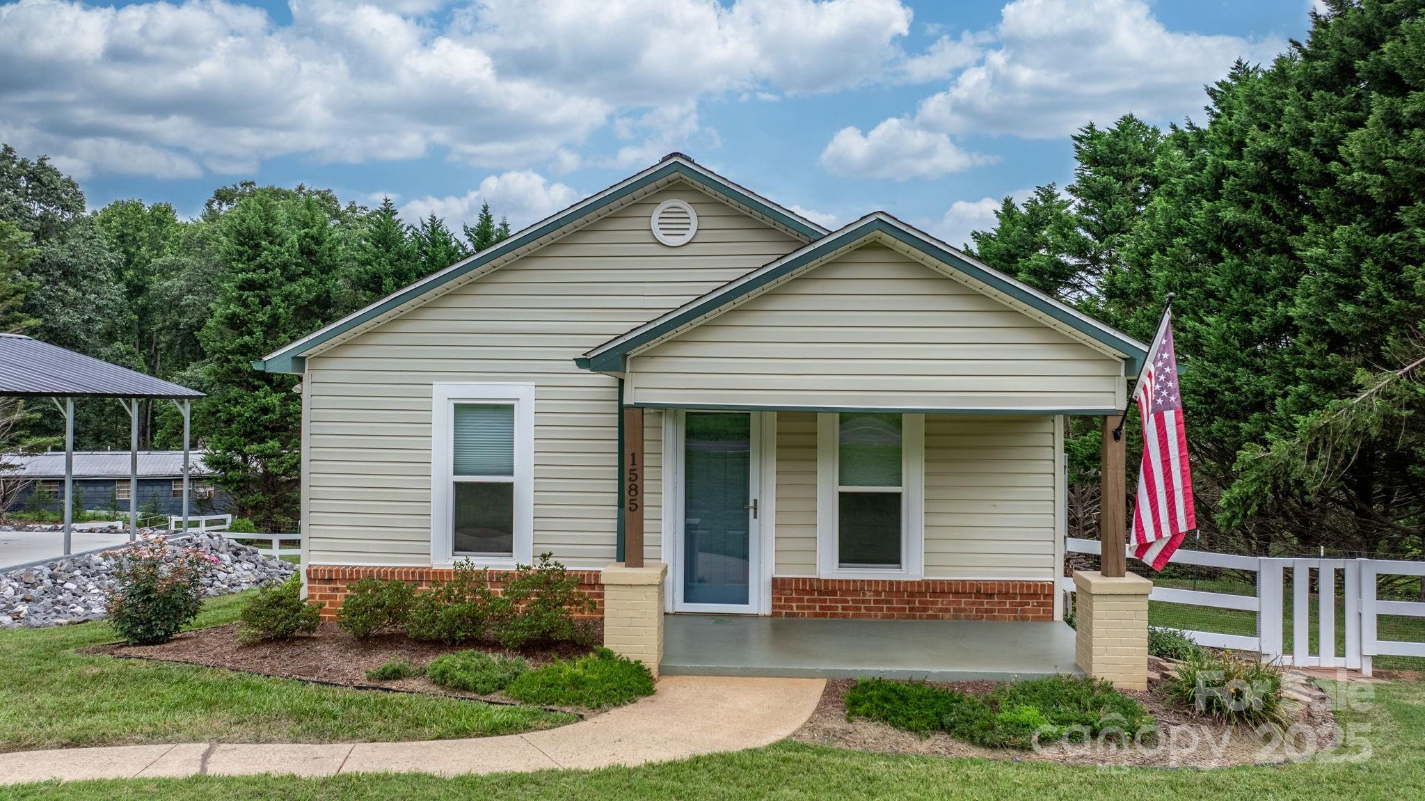 1585 Amherst Road Morganton, NC 28655 - Photo 3 of 38 Gallery Image 3