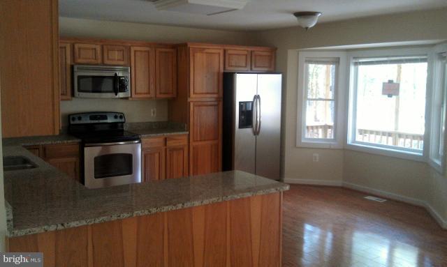 40 Placid Road Colonial Beach, VA 22443 - Photo 14 of 24 Kitchen