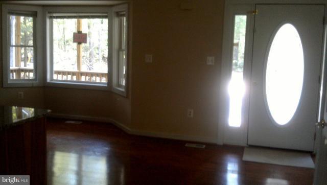 40 Placid Road Colonial Beach, VA 22443 - Photo 3 of 24 Interior (General)