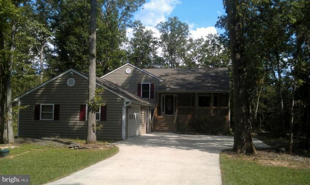 40 Placid Road Colonial Beach, VA 22443 - Photo 24 of 24 Exterior (Front)
