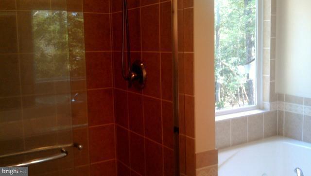 40 Placid Road Colonial Beach, VA 22443 - Photo 8 of 24 Bath (Master)