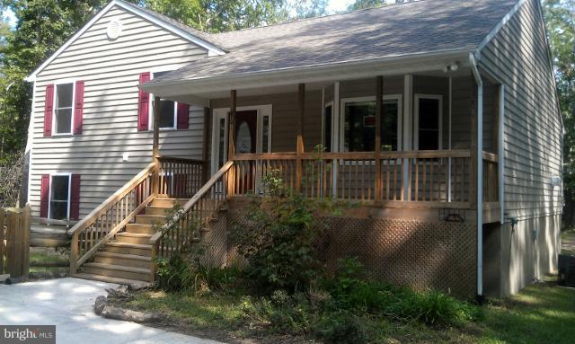 40 Placid Road Colonial Beach, VA 22443 - Photo 9 of 24 Exterior (Front)
