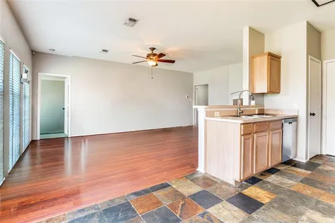 $2,000 | 9013 Winding River Drive, Fort Worth, TX 76118