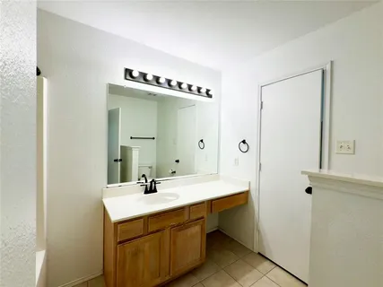 $2,000 | 9013 Winding River Drive, Fort Worth, TX 76118