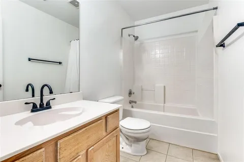 $2,000 | 9013 Winding River Drive, Fort Worth, TX 76118