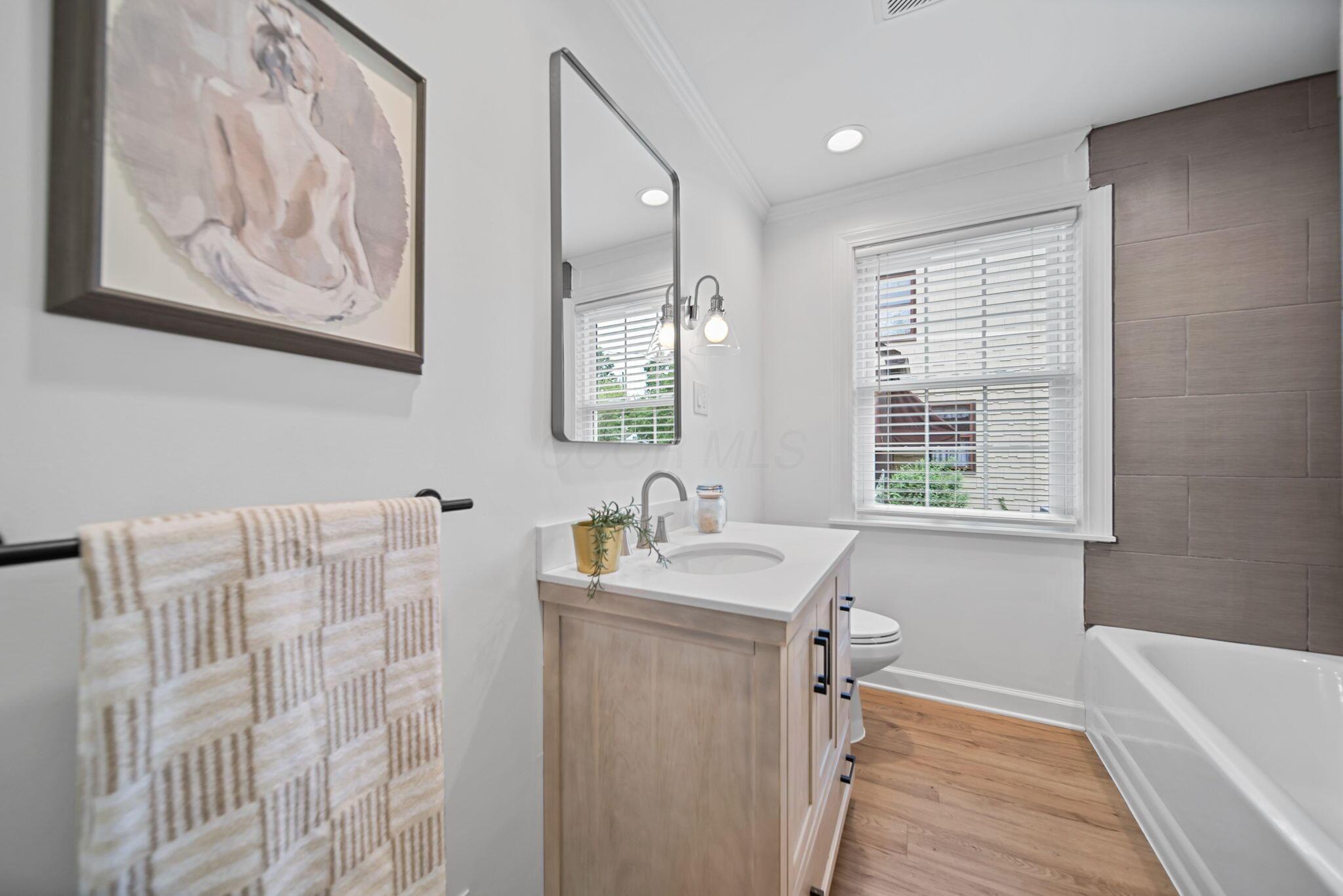 2698 Ruhl Avenue Columbus, OH 43209 - Photo 28 of 57 22-web-or-mls-DSC09454-2