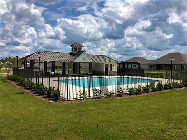 819 Otto Loop Crestview, FL 32539 - Photo 31 of 33 Community Pool & Cabana