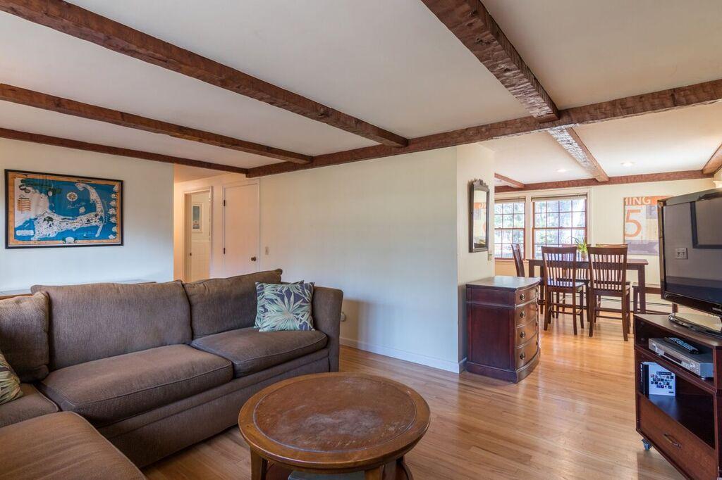 1305 Long Pond Road Brewster, MA 02631 - Photo 8 of 21 PbyeYrNE