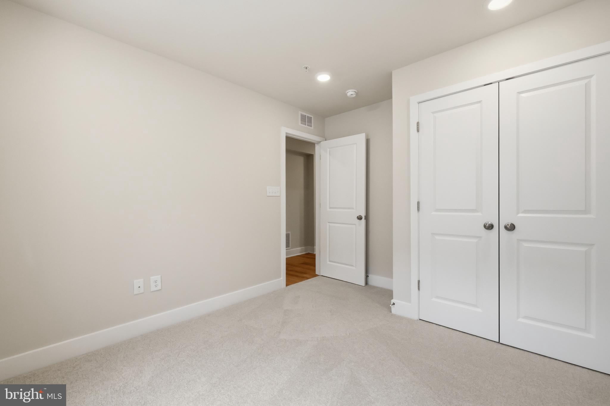 2403 Woodlands Road Baltimore, MD 21244 - Photo 43 of 63