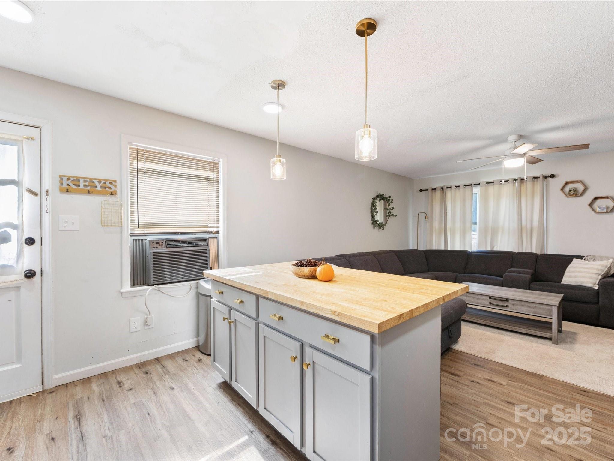 350 Spencer Road Northeast Hickory, NC 28601 - Photo 16 of 29 Gallery Image 16