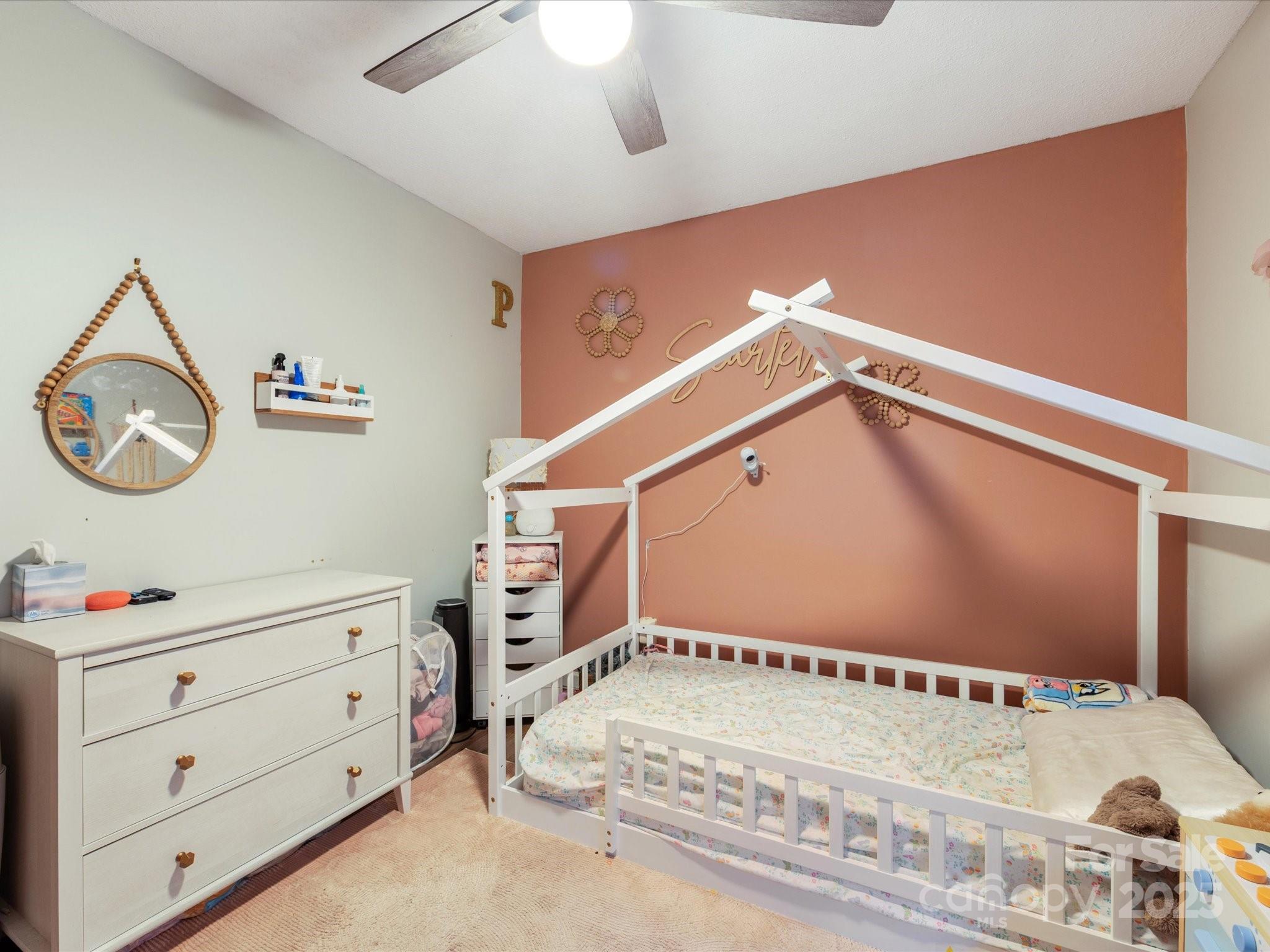 350 Spencer Road Northeast Hickory, NC 28601 - Photo 23 of 29 Gallery Image 23
