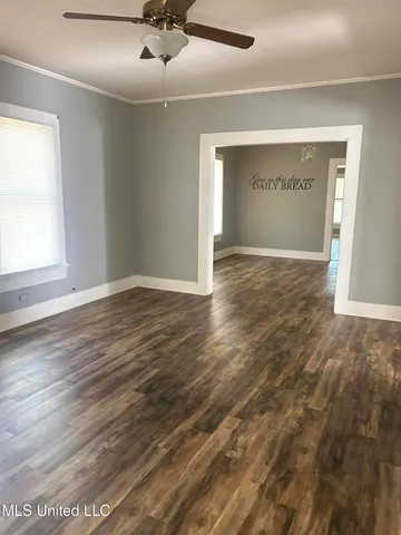 $117,000 | 505 South Magnolia St Summit, Summit, MS 39666